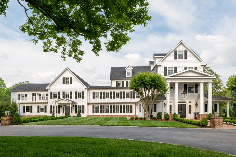 Fine Dining in Easton, Maryland at The Oaks